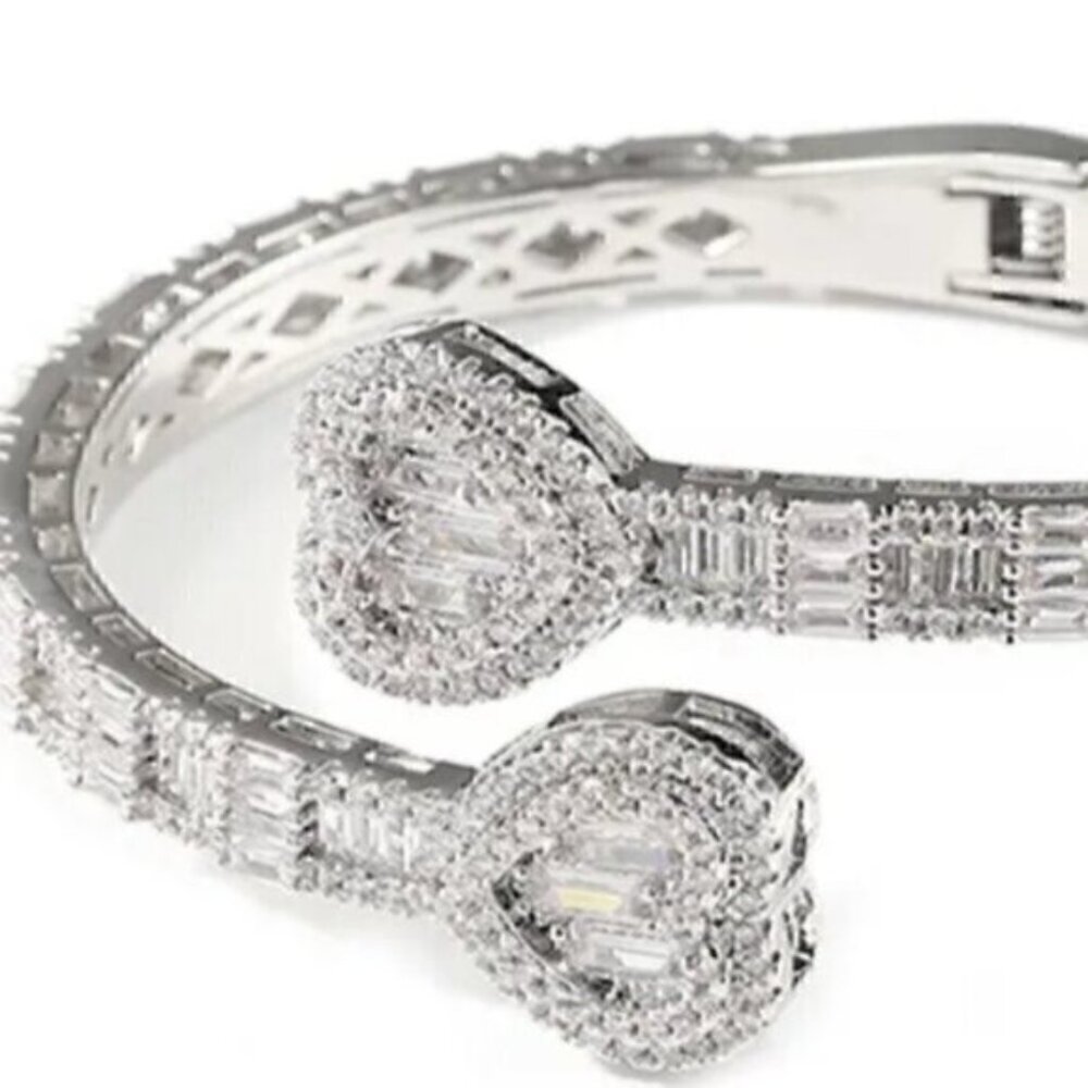 Iced Out Bling Opened Heart Zircon Charm  Silver Rhinestone Bracelet - Picture 2 of 10